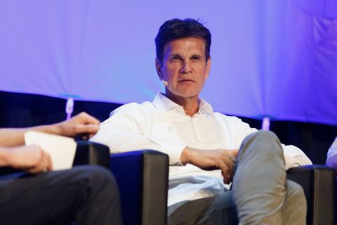 Oliver Henrichs  im Gespräch mit dem Moderator